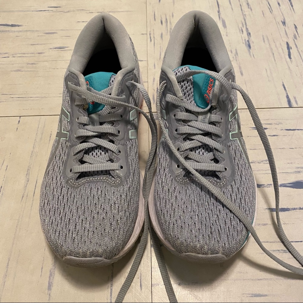 ASICS GT-1000 9 Size 7.5 W